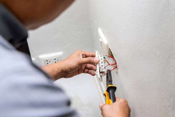 Best Circuit Breaker Repair  in South Charleston, WV